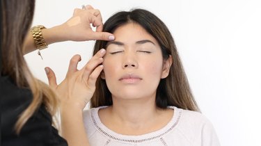 How to Make a Cat Face With Makeup