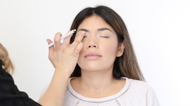 How to Make a Cat Face With Makeup