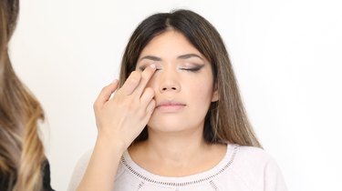 How to Make a Cat Face With Makeup