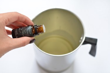 DIY Scented Candle Stocking Stuffers