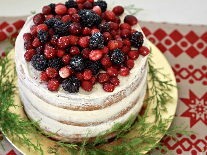 Eggnog-Flavored Layer Cake Recipe
