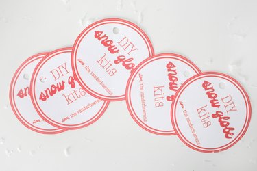 Cute Holiday Gift Idea: DIY Snow Globe Kit