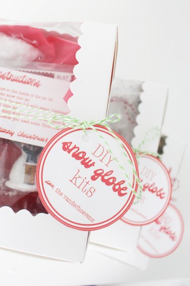 Cute Holiday Gift Idea: DIY Snow Globe Kit
