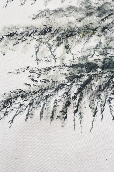 Close up of pine needles