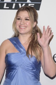 Kelly Clarkson 28591